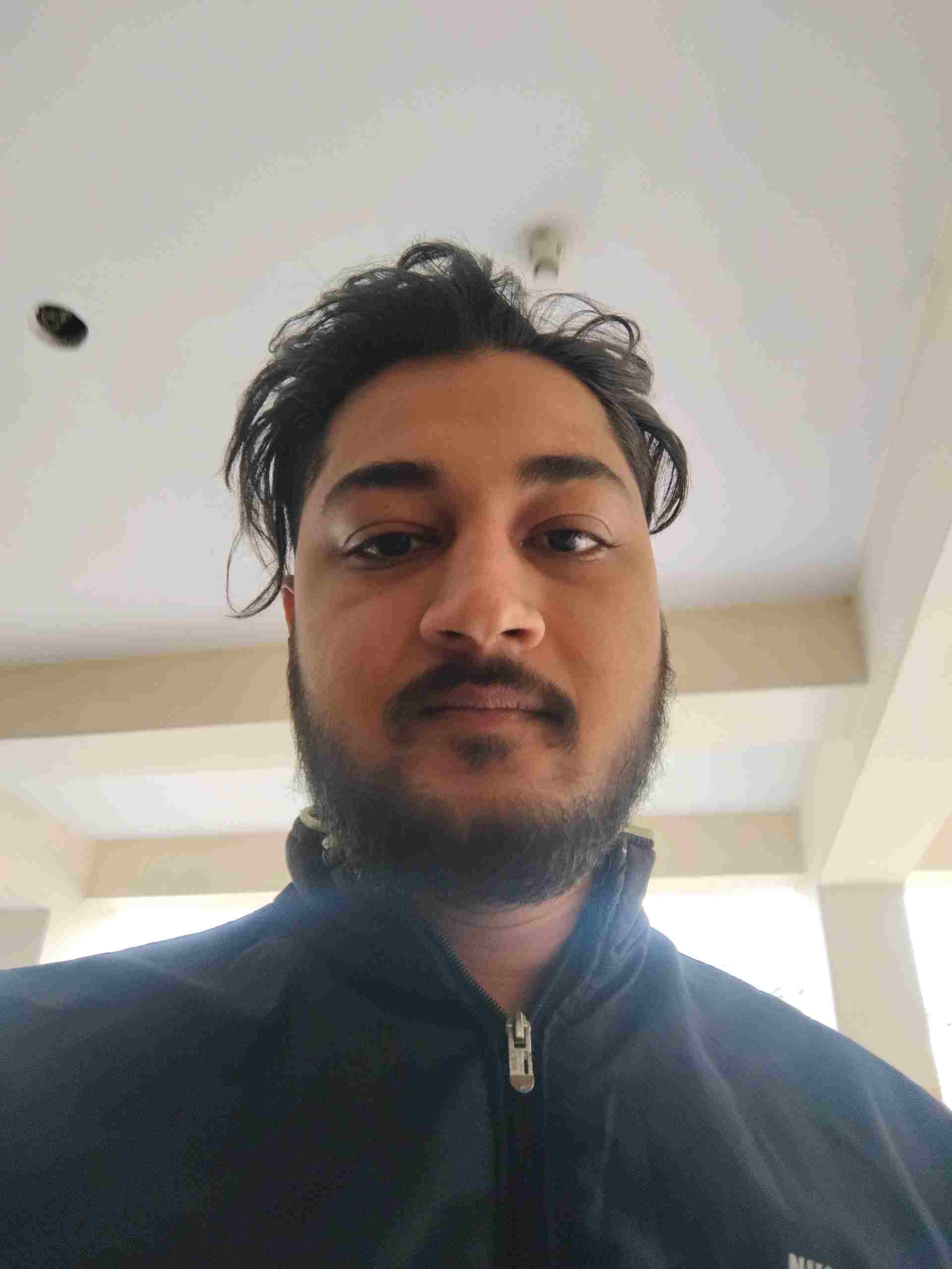 Amit G.