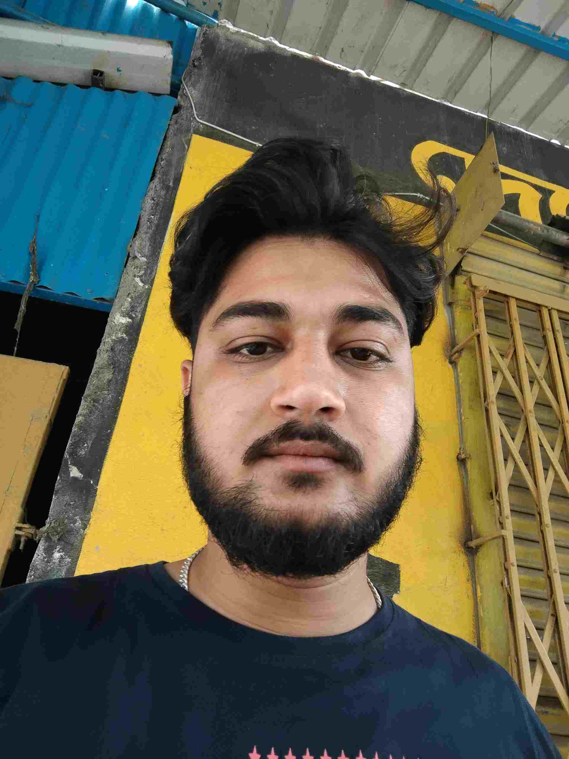 Amit G.
