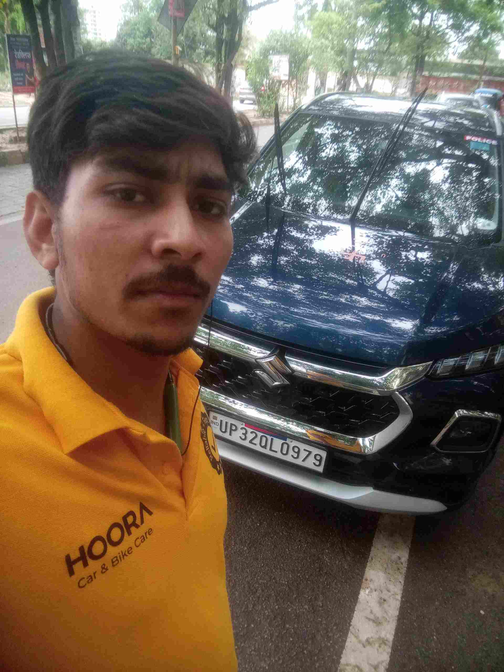 Avneesh K.