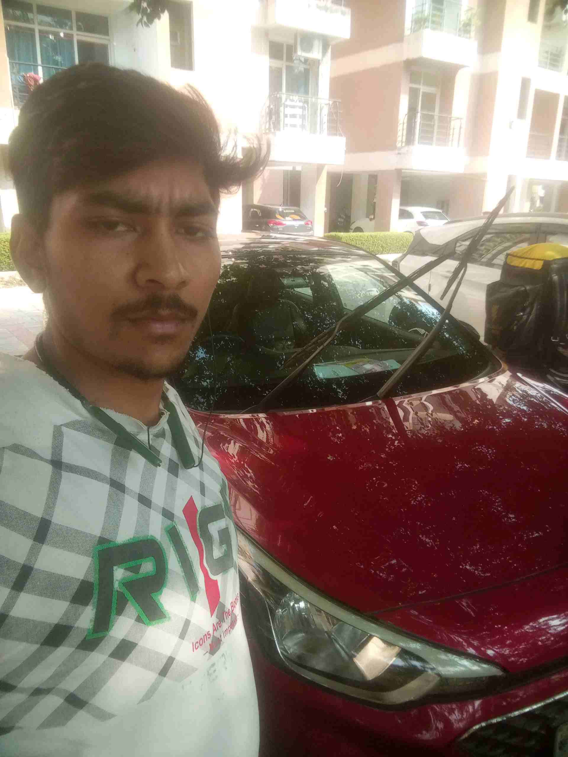 Avneesh K.